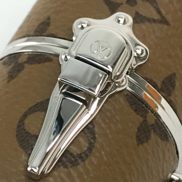 LOUIS VUITTON Monogram reverse Lipstick case Necklace accessory case - Picture 10 of 12